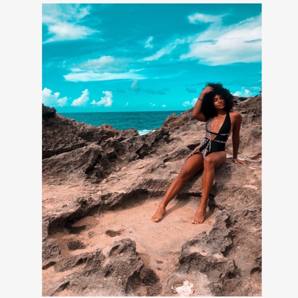 Cheetah Print Deep V Tie Detail One Piece Swimsuit - Picture 13 of 16